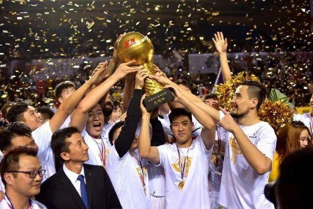 拜仁多特欧冠皆失意迎国家德比 数据示拜仁2-1